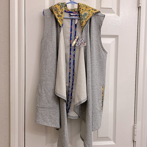 NWT Matilda Jane Heather Grey Open Vest with Hood - Picture 7 of 7